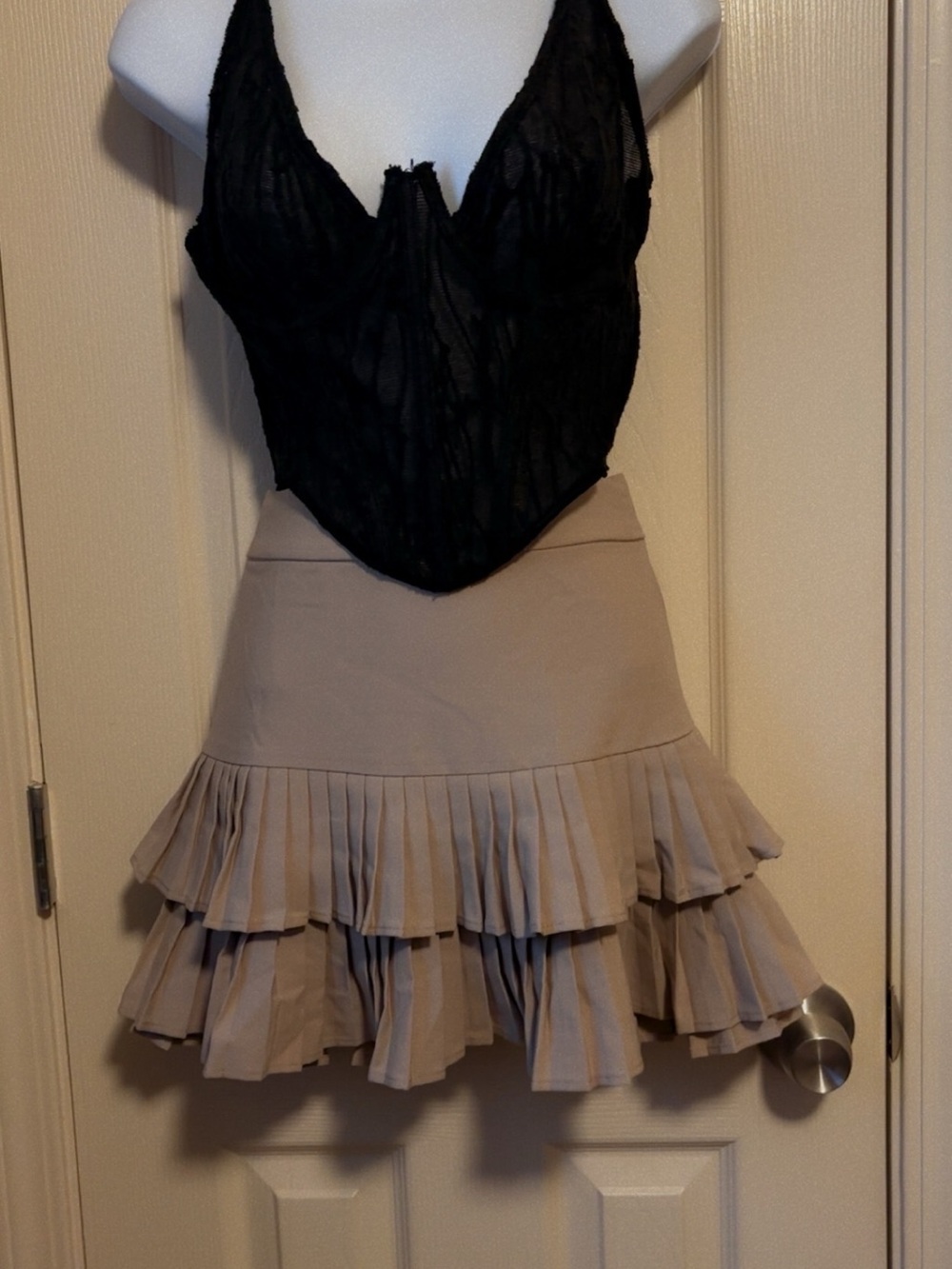 wild fable Beige Tiered Pleated Mini Skirt